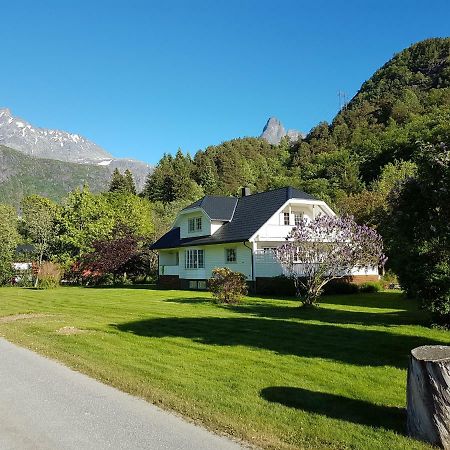 Nora Gard Διαμέρισμα Åndalsnes Εξωτερικό φωτογραφία